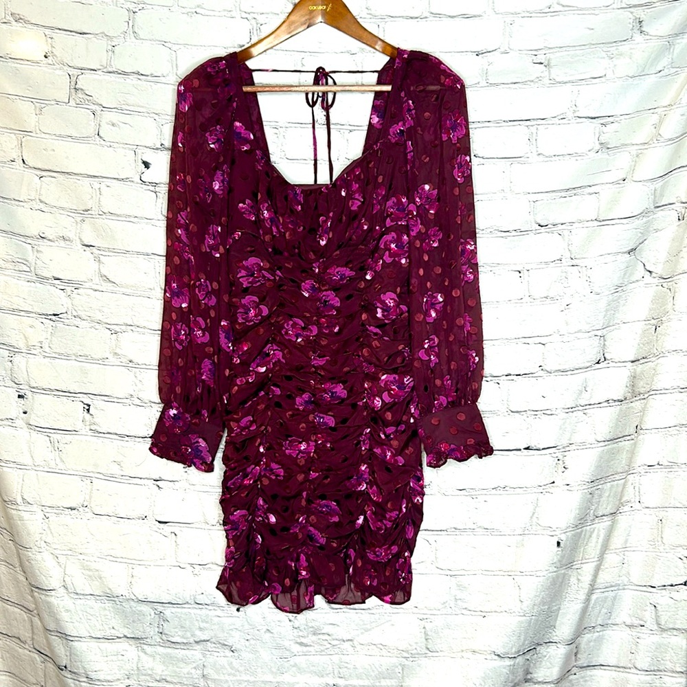 ASTR The Label Burgundy Purple Floral Print Dress Size Medium Brand New W/Tags